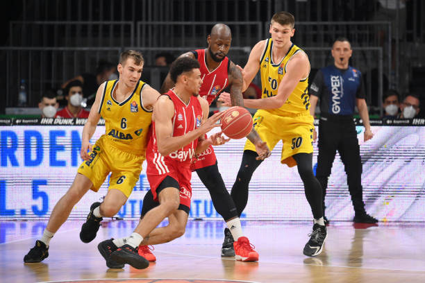 色的年轻球 色的年轻球